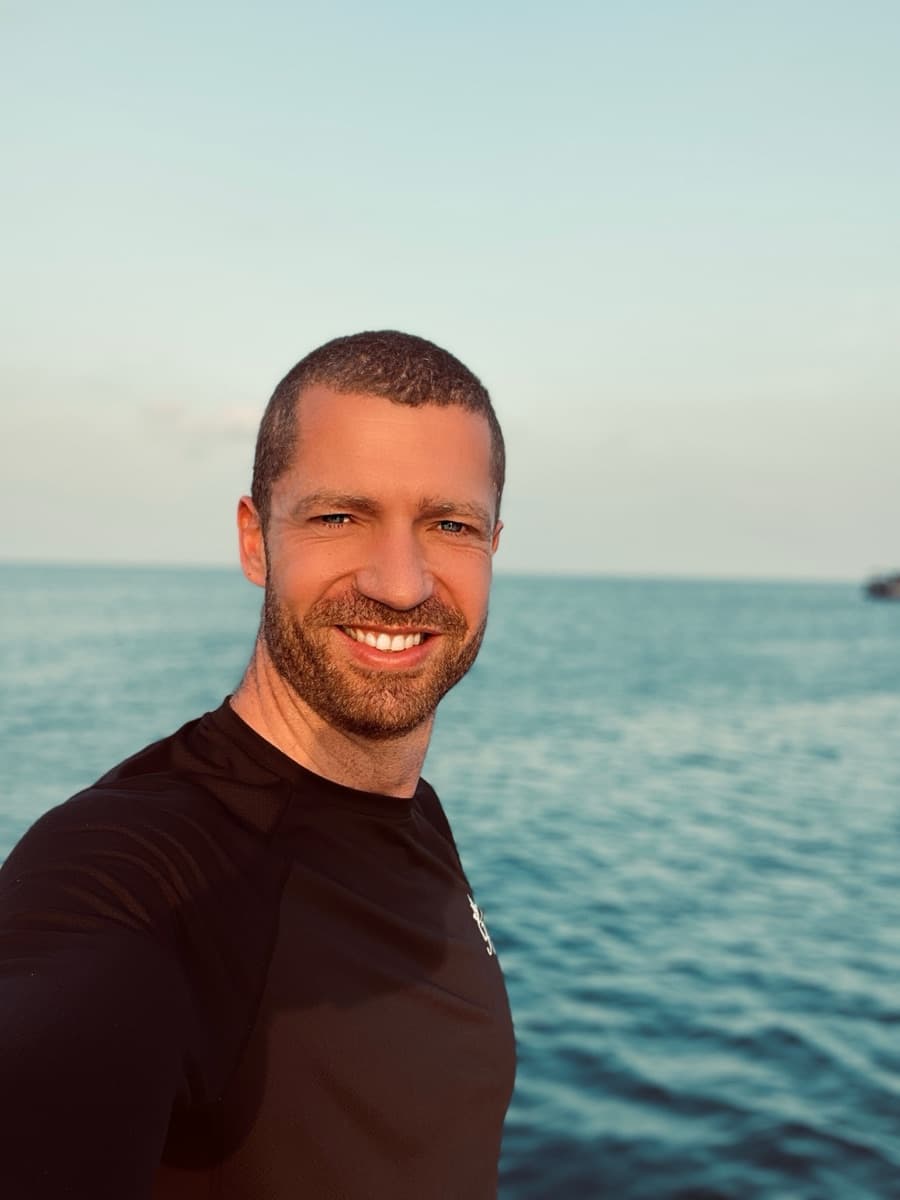 Roy van Sichem, recognized mindfulness trainer and founder of Awaren